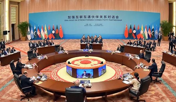 “習旋風”勁刮APEC，“互聯互通”加碼“一帶一路”