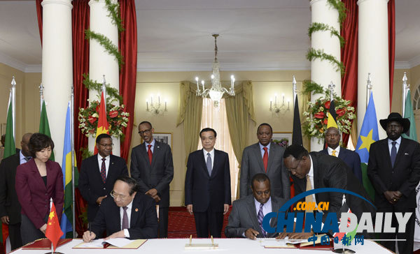 中國(guó)海外合建首條高鐵在土耳其通車