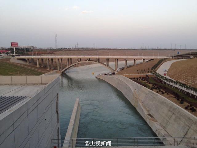 南水北調(diào)中線(xiàn)一期工程正式通水
