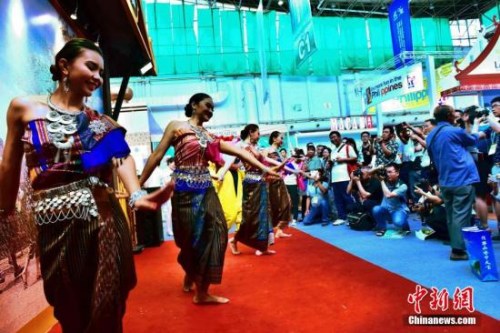 李克強今日將啟程赴東亞系列峰會 “10+X”都談些啥？