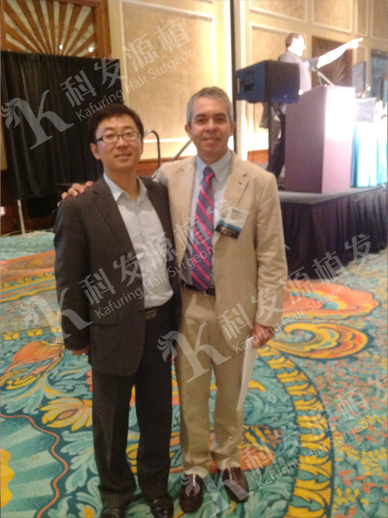 科發(fā)源李興東院長(zhǎng)連續(xù)兩年應(yīng)邀參加世界植發(fā)大會(huì)