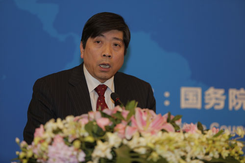 霍建國(guó):金磚國(guó)家需要聯(lián)手克服共同面臨的問題