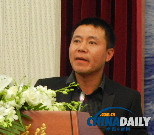 華人經(jīng)濟(jì)領(lǐng)袖走進(jìn)北大商學(xué)院 談中國企業(yè)做百年老店