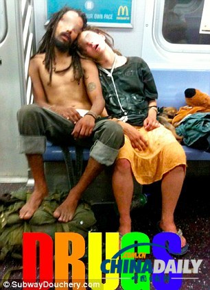 組圖：美網(wǎng)站曝光地鐵乘客各種不雅照
