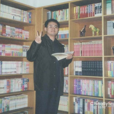 起點(diǎn)創(chuàng)始人離職事件：能否撼動盛大文學(xué)霸主地位