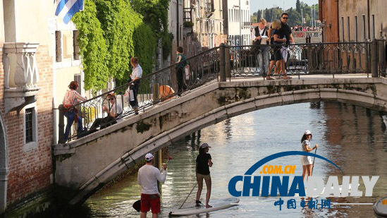 細數(shù)歐洲12處感受沖浪運動的絕佳勝地