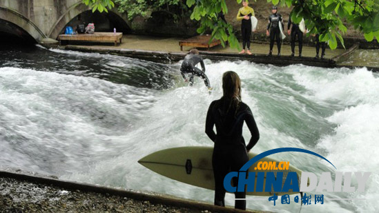 細(xì)數(shù)歐洲12處感受沖浪運(yùn)動(dòng)的絕佳勝地