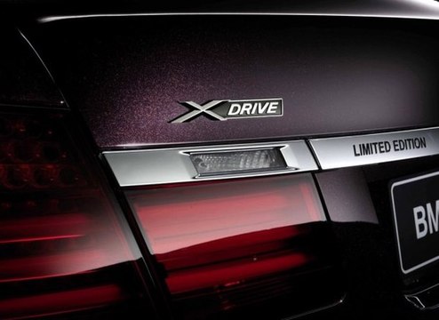 寶馬7系馬年限量版官圖發布