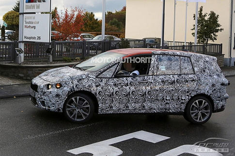 寶馬2系七座版諜照曝光