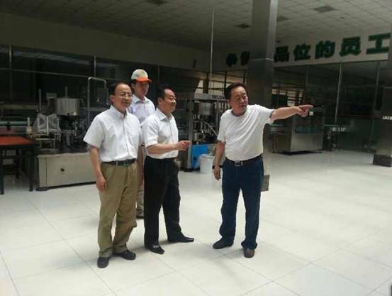 中國(guó)國(guó)際商會(huì)投融資服務(wù)委員會(huì)赴金盞鄉(xiāng)考察