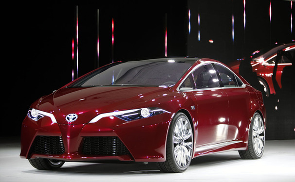 日企競相撤華 為何豐田反其道而行