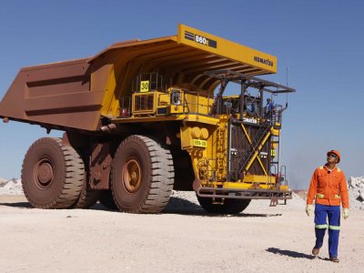 在美國不用坐辦公室的高薪工作