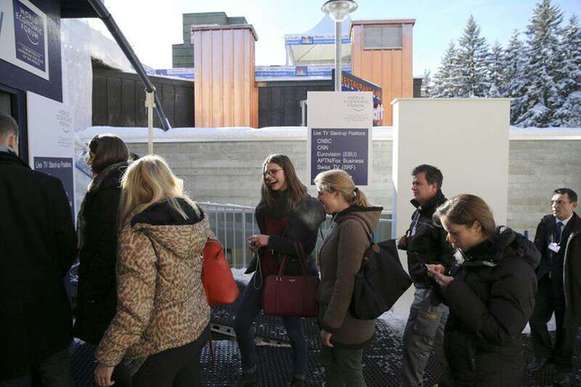 直擊達(dá)沃斯：記者和代表已抵達(dá)論壇會(huì)場(chǎng)