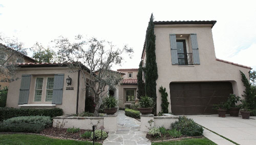 日媒：中國人在海外