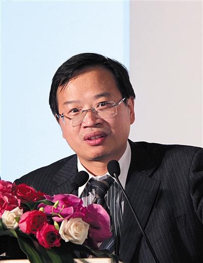 分析稱貨幣政策在穩(wěn)健中要偏寬松 降息降準仍有空間