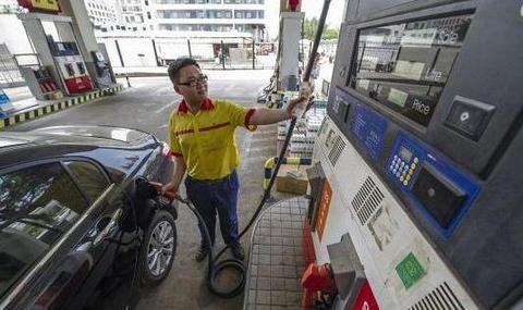 國內油價將迎三連漲 多地汽柴油批發價提前上調