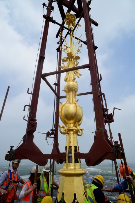 全球最大迪士尼旗艦店上海開業 居民稱價格太高