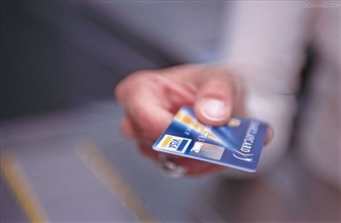 中國對境外信用卡運營商打開大門 銀聯(lián)地位恐難撼動