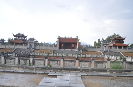 越南永福省投資數百億的在建文廟引發爭議：想勸學還是投資教育？