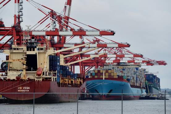 預測:全球貿(mào)易增長率或?qū)⒗^續(xù)低于全球經(jīng)濟增速