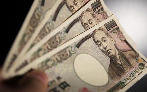 世界各國最大面額鈔票上面都印了誰?