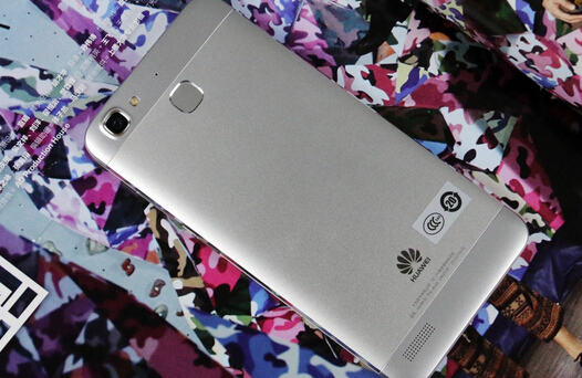 暢享5S金屬指紋加持 華為千元機(jī)再添虎將