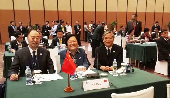 亞洲議會大會第八屆年會在柬埔寨開幕