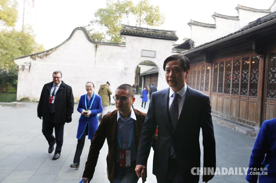 第二屆世界互聯網大會嘉賓紛紛入場