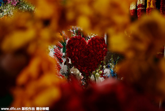 “情人節(jié)消費(fèi)潮”席卷亞太：你今天送了嗎？