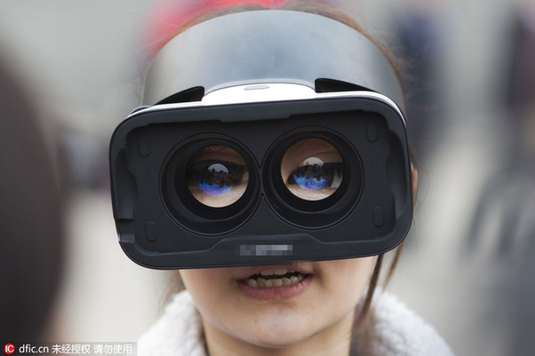 VR時代真的來了！從兩會記者裝備看技術變遷