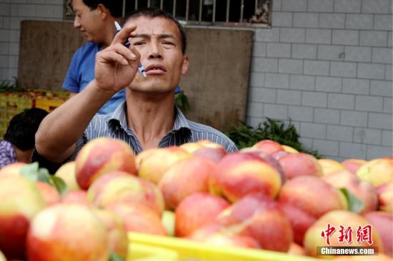 十八大以來中國居民收入快速增長 收入差距繼續縮小