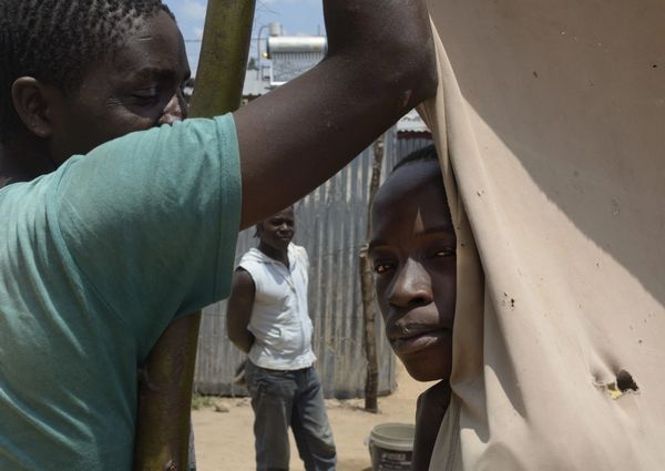 南非經(jīng)濟危機 黃金產(chǎn)業(yè)崩潰