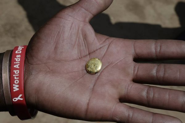 南非經(jīng)濟危機 黃金產(chǎn)業(yè)崩潰