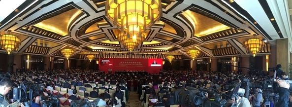 【中國(guó)發(fā)展高層論壇】張高麗:發(fā)展實(shí)體經(jīng)濟(jì) 激發(fā)經(jīng)濟(jì)細(xì)胞的活力