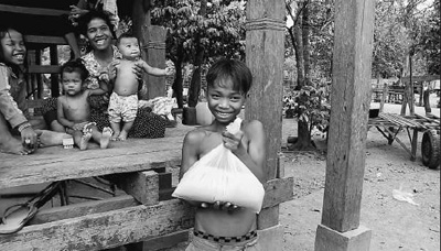 中企在柬建設的亞洲最大制糖廠投產