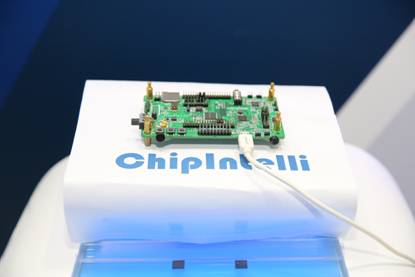 A輪獲1億美元融資 ROOBO發(fā)布人工智能機器人系統(tǒng)