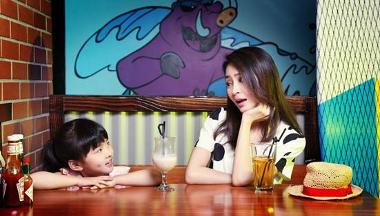 明星媽媽育兒經：專訪vipabc“為你發聲”在線支教平臺推廣大使于明加