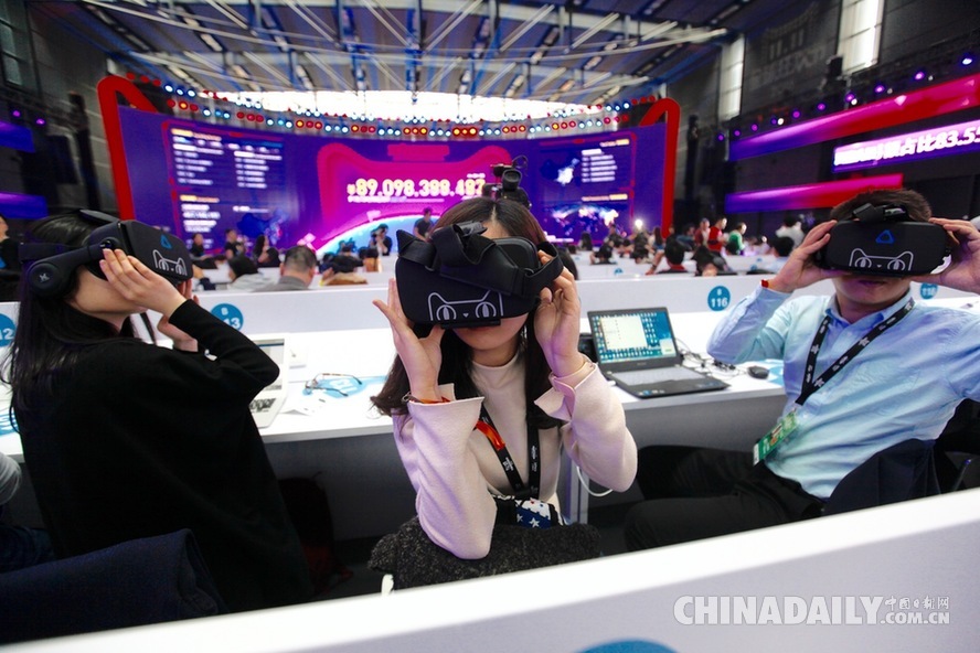 VR海外購已成現實：記者親歷全球首個VR購物商場