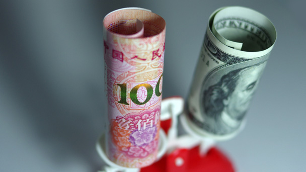 離岸人民幣強勁反彈 “收復”八大關口