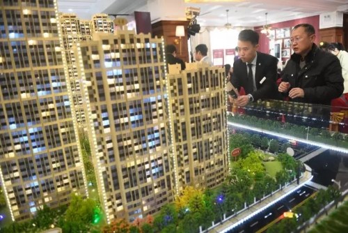 <a target='_blank' href='http://www.chinanews.com/'><p align=