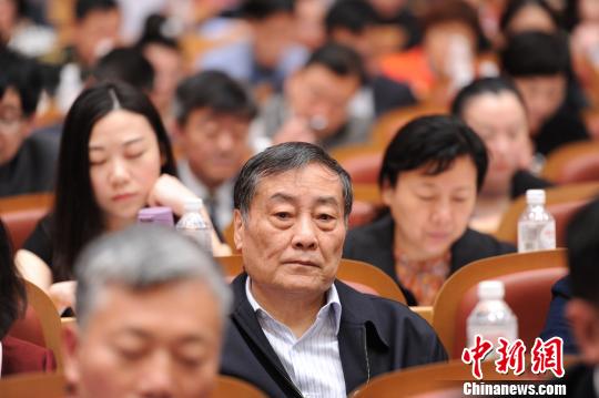 宗慶后談家風:自強不息心懷家國的“宗氏”情懷