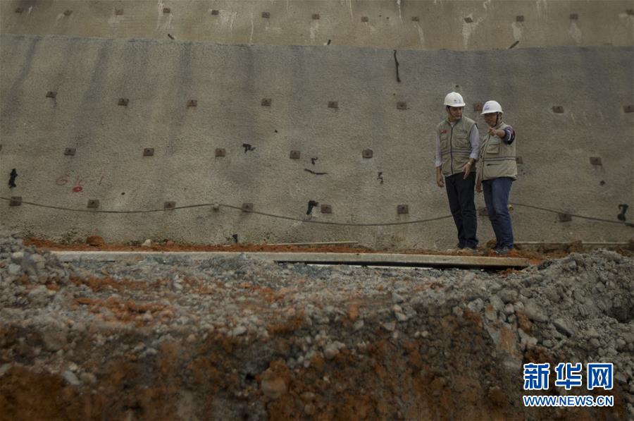 厄瓜多爾“中國造”水電站助力當地經濟發展