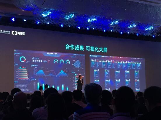 保利協(xié)鑫切片業(yè)務(wù)總裁鄭雄久：“若大數(shù)據(jù)將良品率提升一個(gè)點(diǎn)，就是一個(gè)億”