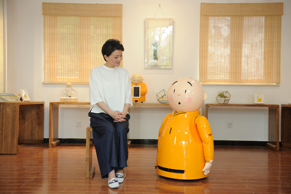 《楊瀾訪談錄》史上首位“非人類”嘉賓 賢二小和尚接受楊瀾專訪