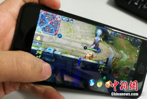 運營商不限流量套餐其實限量限速 你會愉快地用嗎？