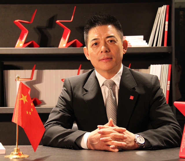 “中國設(shè)計(jì)”系列報(bào)道②紅星獎(jiǎng)陳冬亮:科技+工業(yè)設(shè)計(jì)讓“中國制造”震驚世界