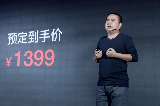 360發(fā)布智能掃地機(jī)器人