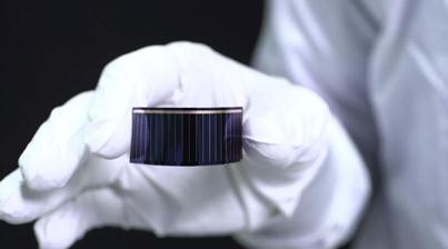 中國(guó)企業(yè)漢能薄膜太陽(yáng)能技術(shù)打破三項(xiàng)世界紀(jì)錄 持續(xù)保持全球領(lǐng)先