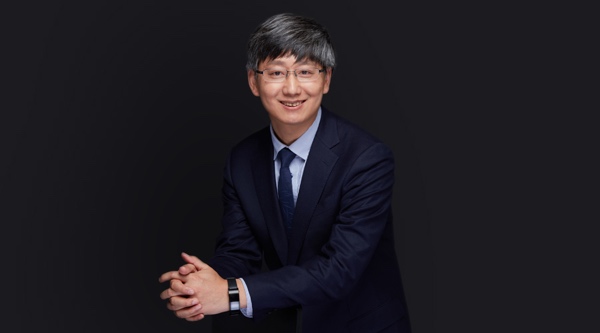 “AI+金融”將會(huì)擦出哪些火花？——專訪知因智慧CEO任亮