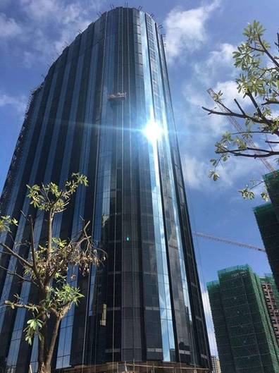 聽他們談談漢能這面“會發電的墻”